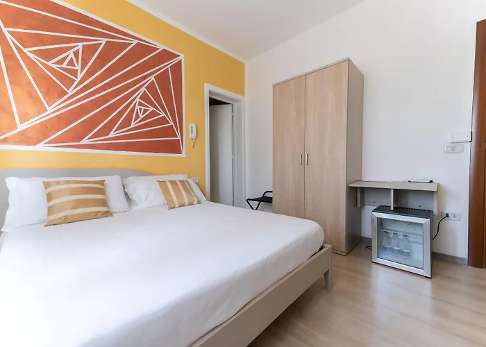 Benaco Mavras Szálloda 2*