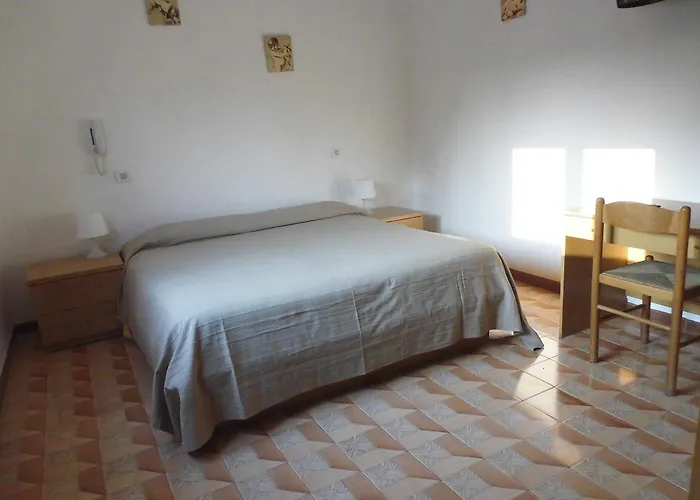 Szálloda Benaco Mavras Peschiera del Garda