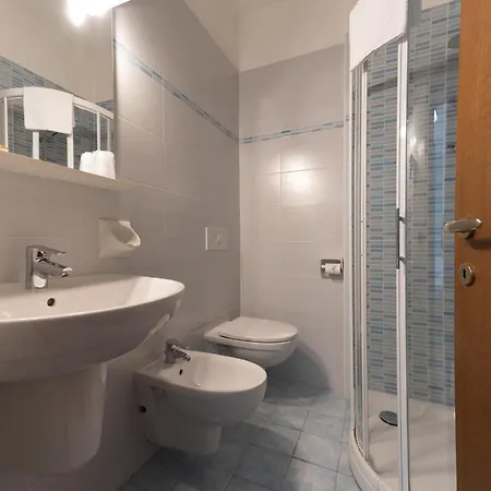 Hotel Benaco Mavras