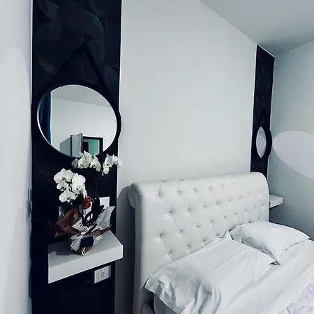 Hotel Benaco Mavras 2*