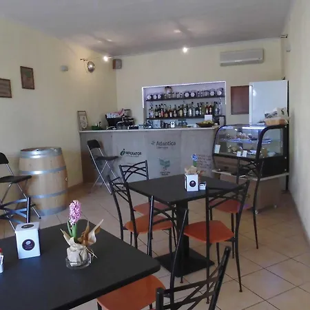 Benaco Mavras Hotel
